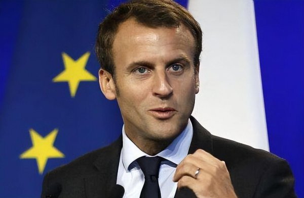 法国总统与夫人差几岁