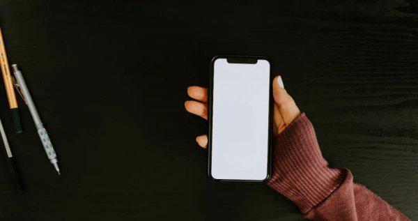 苹果手机黑屏怎么解决方法