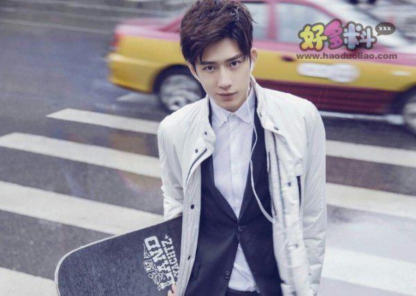 井柏然身世经历是真的吗