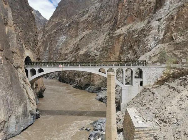 怒江大桥的故事传说