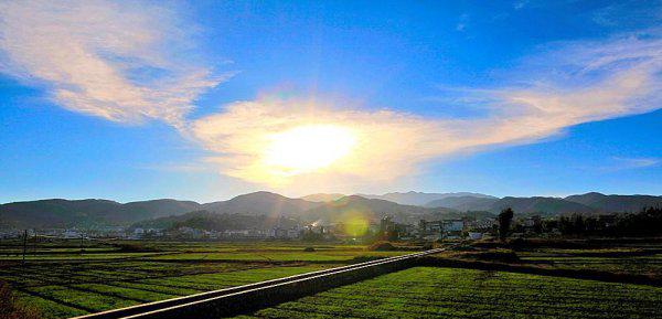 小河淌水是云南哪个地方的民歌