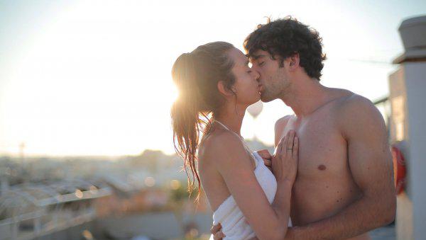 女生会告诉谁生理期