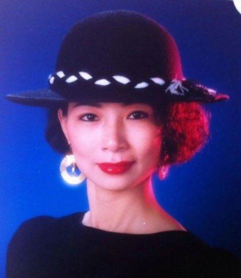 霍尊的母亲是谁叫什么名字