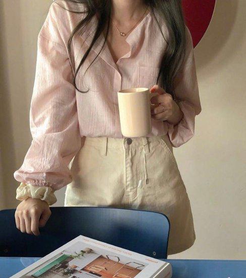 米色裙子配什么颜色上衣好看图片