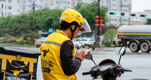 深圳送外卖一个月平均多少钱