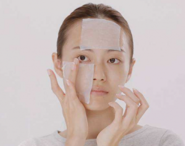 湿敷是用爽肤水还是用什么水 湿敷的正确护肤步骤