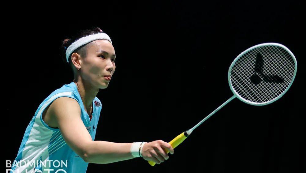 最基本羽毛球握拍姿势