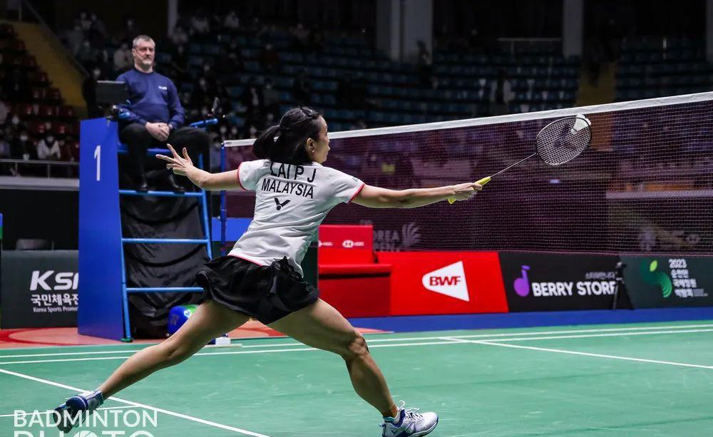 最基本羽毛球握拍姿势