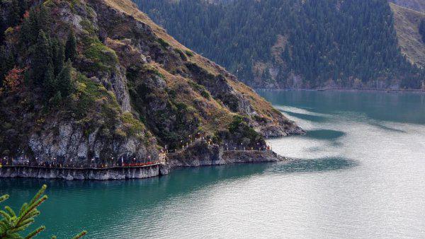 新疆旅游景点排名前十名