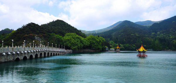 庐山为什么不能随便去