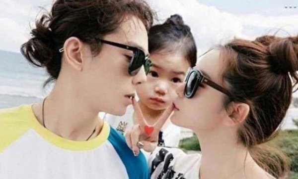 戚薇老公李承铉是韩国人吗