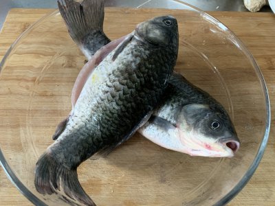 鱼去腥用什么方法最好 让鱼肉鲜嫩无腥味效果的小技巧