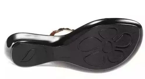 第二个脚趾头比第一个长的寓意