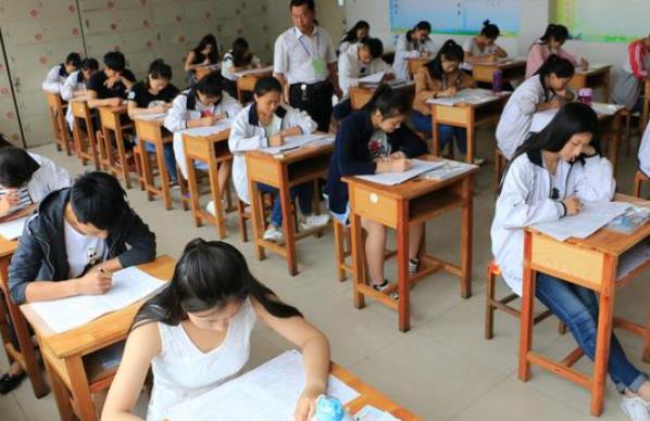 英语什么时候取消主科2022