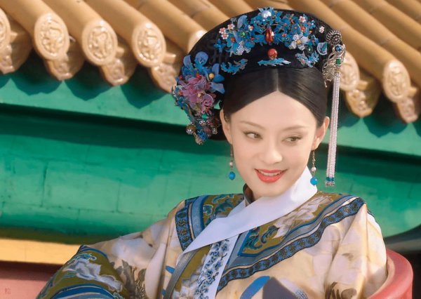 乾隆真正的生母是谁