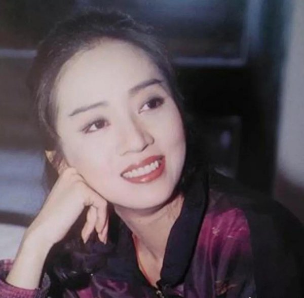 梅艳芳个人资料