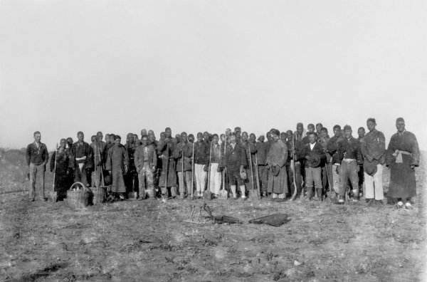 傅斯年生平简介