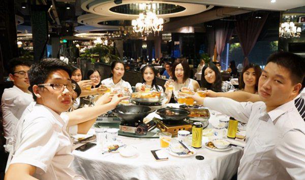 六人不坐乌龟席什么意思