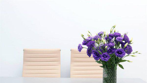 女的离婚带女儿最好别再婚了