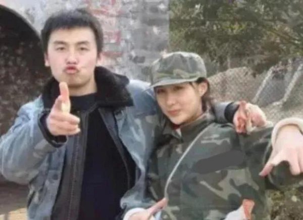 雷佳音个人资料