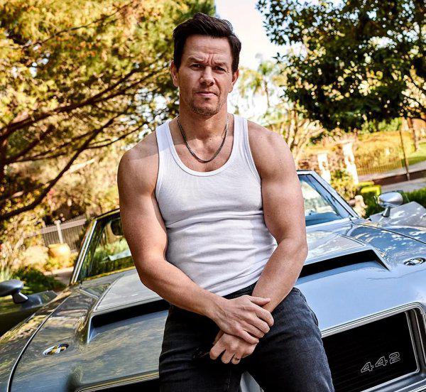 马克沃尔伯格简介