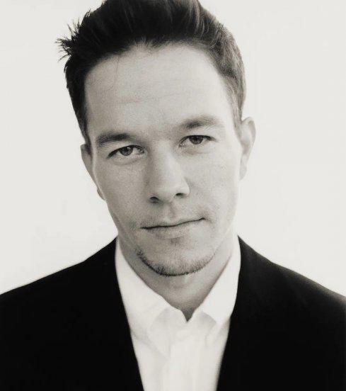 马克沃尔伯格简介