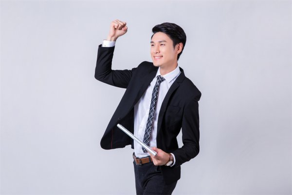 想辞职了坚持不下去了