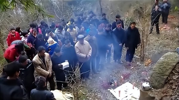 参加葬礼怎么避开晦气