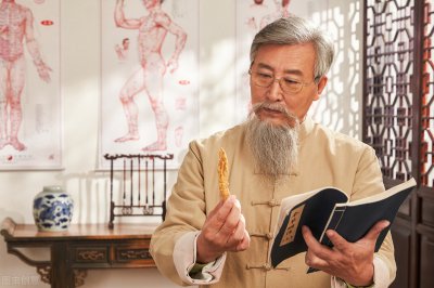 医不叩门什么意思 医不叩门、师不顺路典故的具体含义