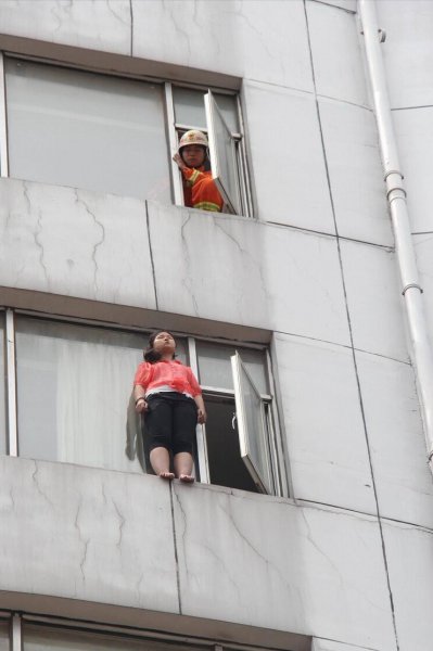 孩子叛逆期拿死亡来威胁父母