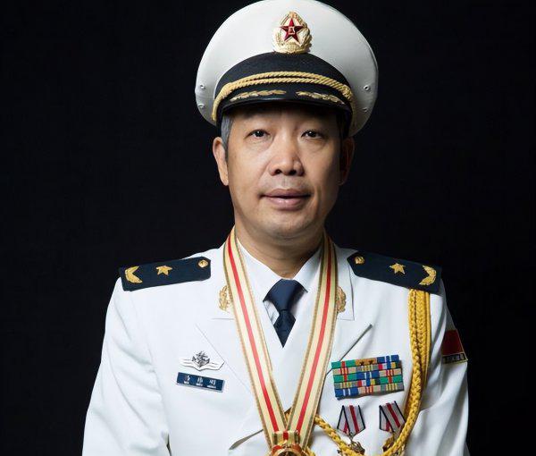 世界上最大的航母有多长多宽多高