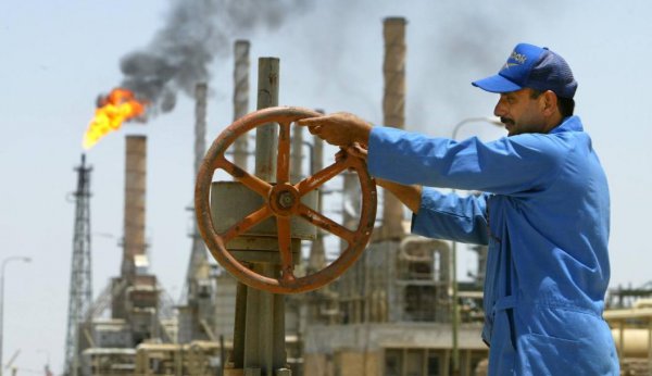 美国为什么要打伊拉克