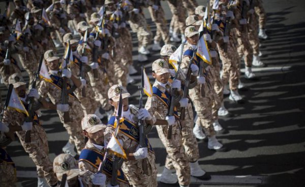 美国为什么要打伊拉克