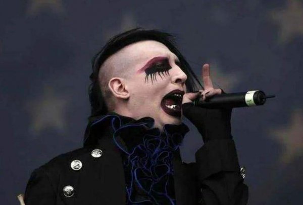 玛丽莲曼森是正常人吗