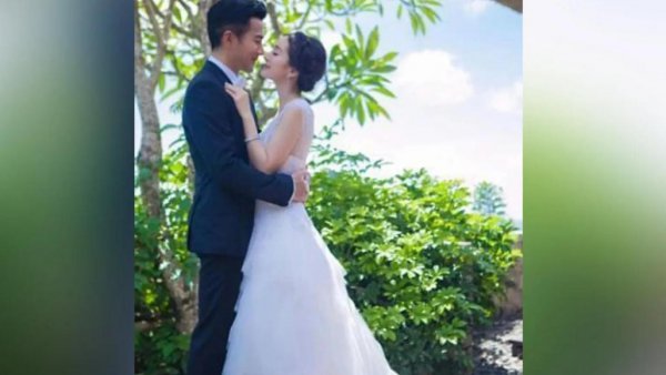 演员刘恺威的父是谁