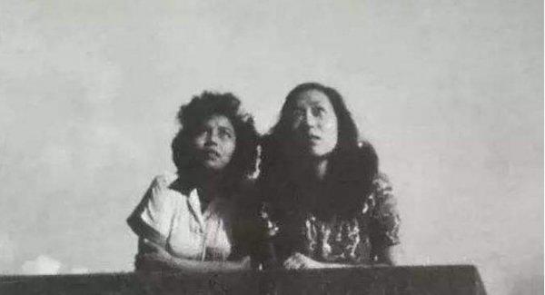 手心向上是什么意思