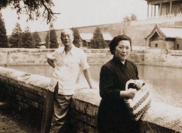 手心向上是什么意思