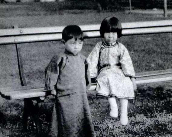 手心向上是什么意思