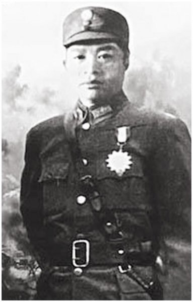 新四军的首任军长是谁