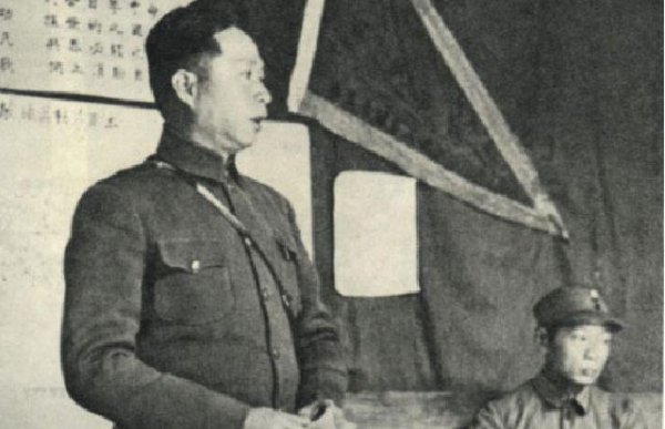 新四军的首任军长是谁