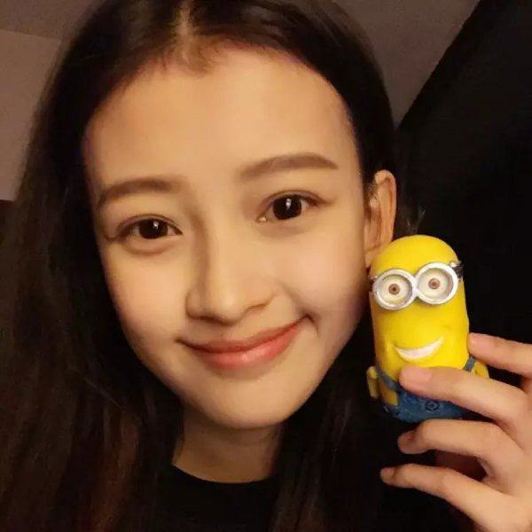 和李沁长得像的女明星