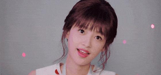 和李沁长得像的女明星