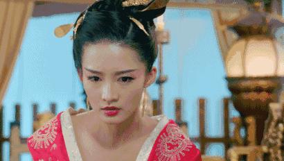 和李沁长得像的女明星