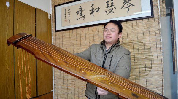 古筝和古琴哪个好学