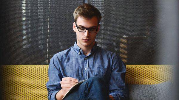 不抽烟不喝酒的男人性格分析