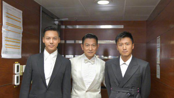 那英为什么退出中国好声音