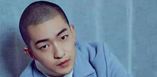 95后小生屈楚萧是怎么凉的