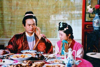 红楼梦薛蟠和柳湘莲是什么关系 柳湘莲为什么打薛蟠