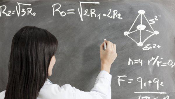 大专生能当小学老师吗