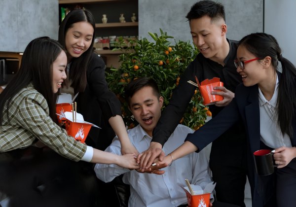 华为普工一个月多少钱工资